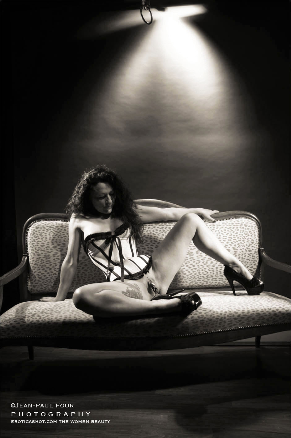 Desi legs open wide on the ssofa,, slut, hard model, friend, blowjob, hard fucking, anal fucking, love with black men, pee, nurse, fist fucking, suspension, shibari, lesbian games, wax, follow her on eroticashot.com, pict by �Jean-Paul Four